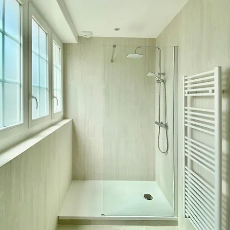 Apartment Spacious 2 Luxury Renovated Terrace Garage-madeleine *