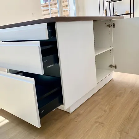 Spacious 2 Luxury Renovated Terrace Garage-madeleine Διαμέρισμα Ανζέρ